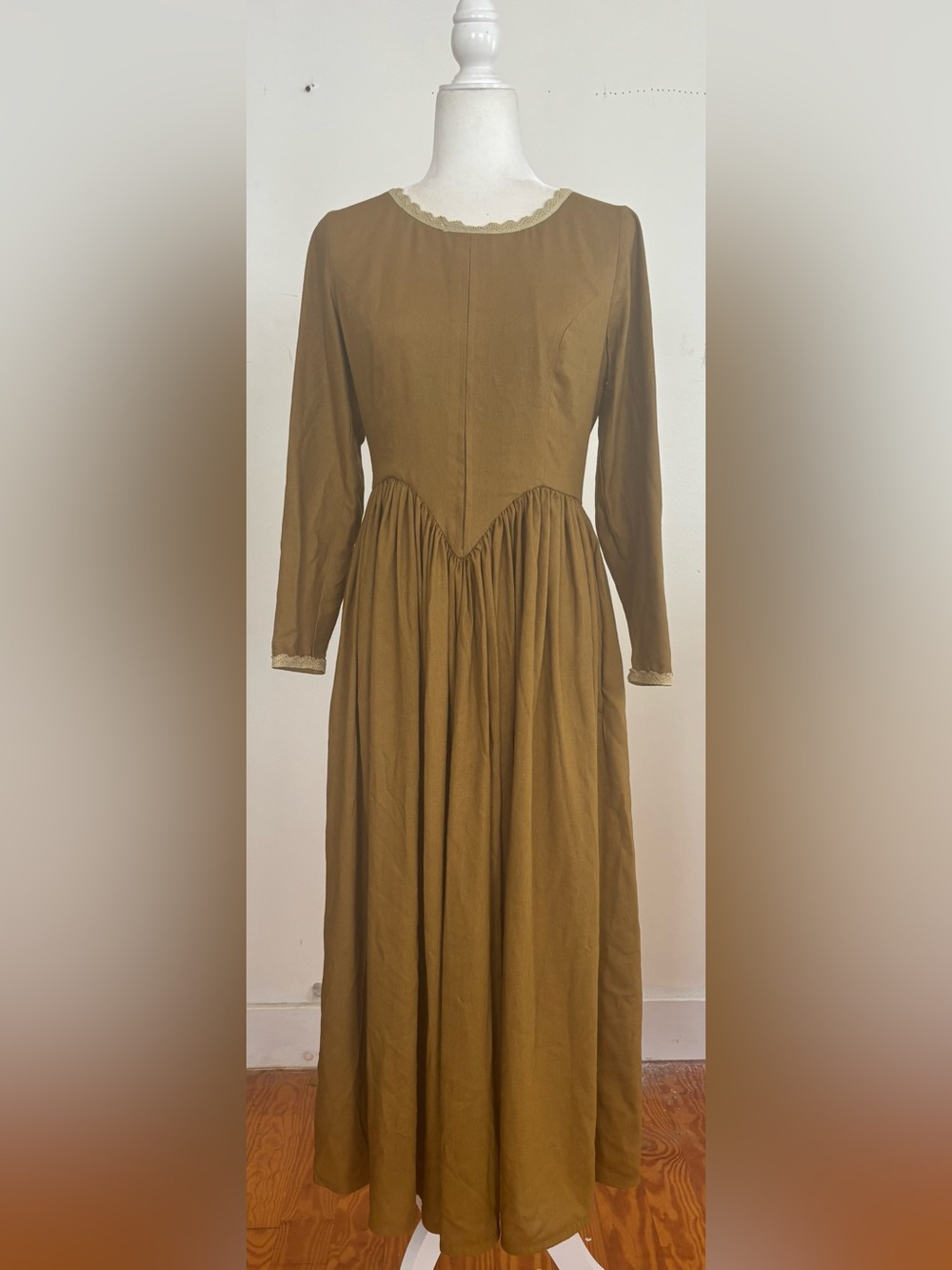 Demelza Inspired linen V Waist Dress  Regency Cottagecore Renaissance Sz S